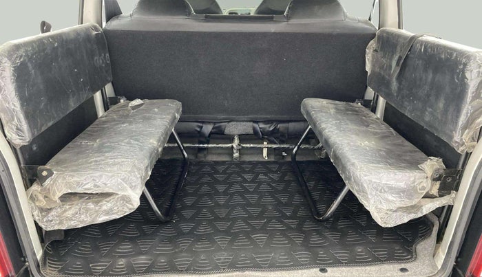 2022 Maruti Eeco 5 STR AC (O), Petrol, Manual, 34,344 km, Third Seat Row ( optional )