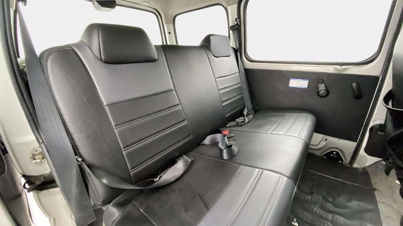 2022 Maruti Eeco 5 STR AC (O), Petrol, Manual, 34,344 km, Right Side Rear Door Cabin