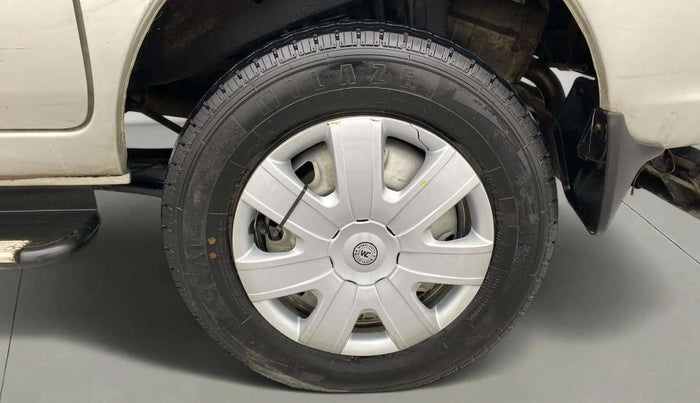 2022 Maruti Eeco 5 STR AC (O), Petrol, Manual, 34,344 km, Left Rear Wheel