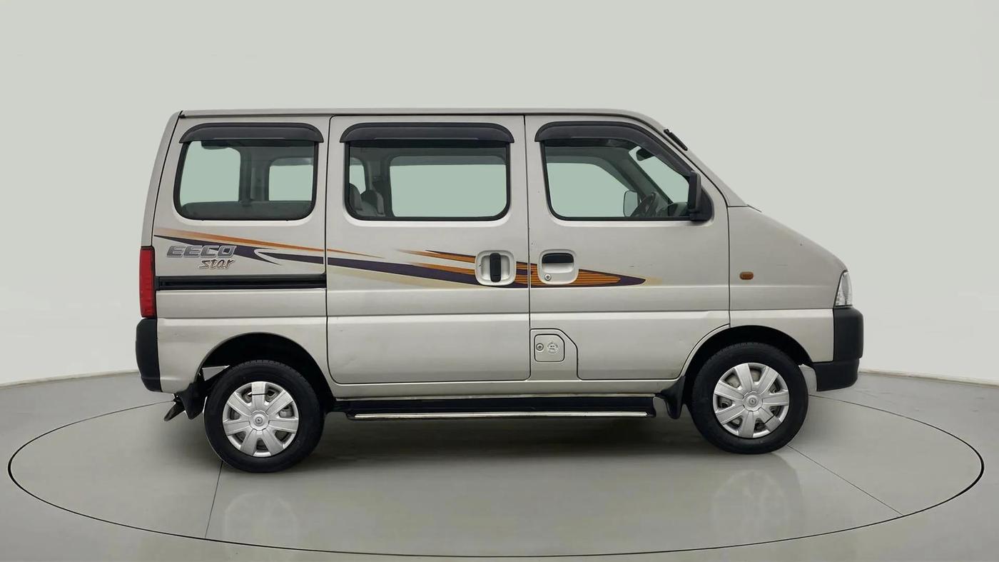 2022 Maruti Eeco 5 STR AC (O), Petrol, Manual, 34,344 km, Right Side View