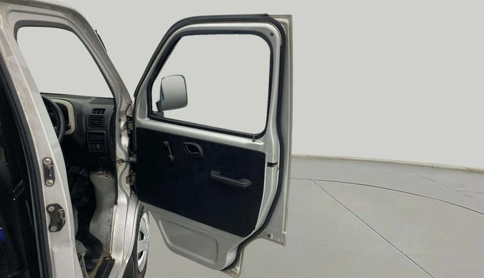 2022 Maruti Eeco 5 STR AC (O), Petrol, Manual, 34,344 km, RHS Front Door