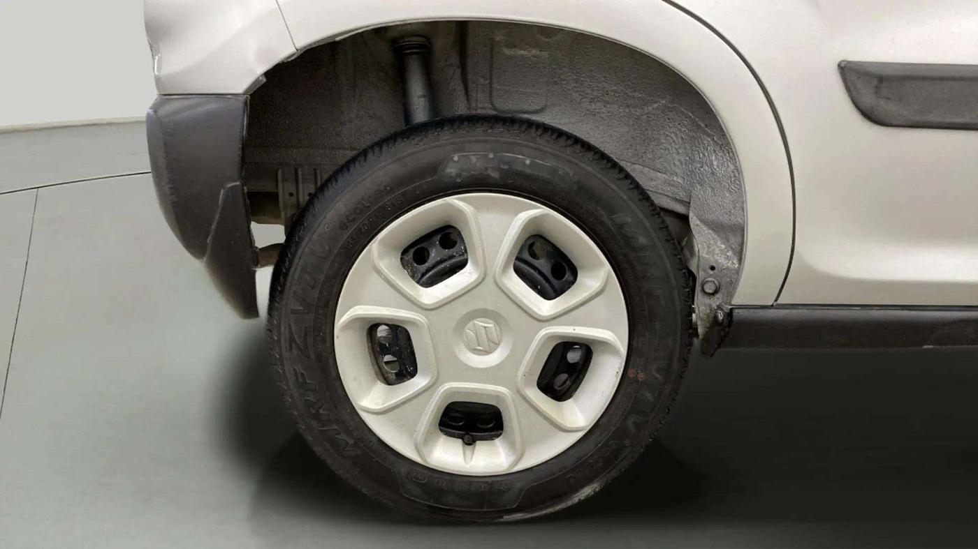 2020 Maruti S PRESSO VXI, Petrol, Manual, 23,043 km, Right Rear Wheel