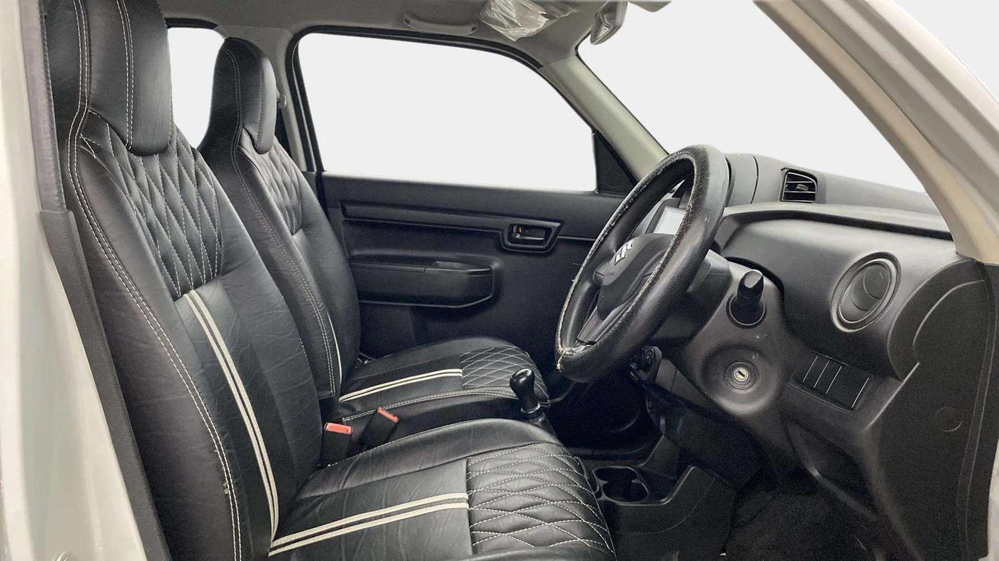 2020 Maruti S PRESSO VXI, Petrol, Manual, 23,043 km, Right Side Front Door Cabin