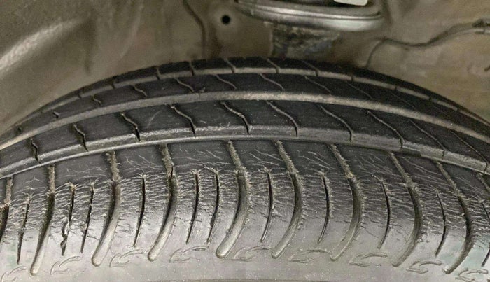 2020 Maruti S PRESSO VXI, Petrol, Manual, 23,043 km, Right Front Tyre Tread