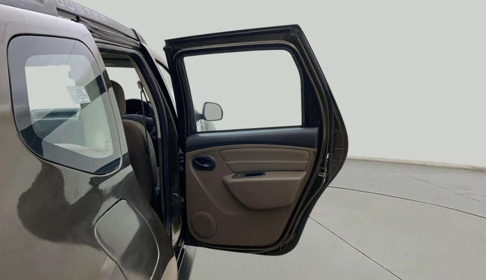2019 Renault Duster 110 PS RXS 4X2 AMT DIESEL, Diesel, Automatic, 53,452 km, RHS Rear Door
