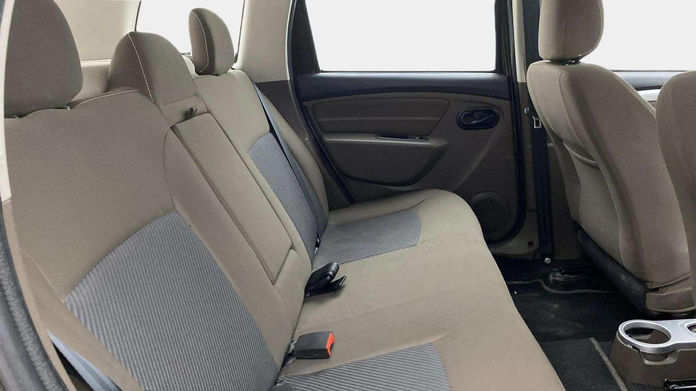 2019 Renault Duster 110 PS RXS 4X2 AMT DIESEL, Diesel, Automatic, 53,550 km, Right Side Rear Door Cabin
