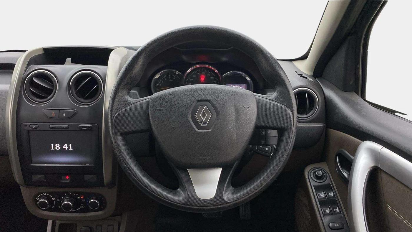 2019 Renault Duster 110 PS RXS 4X2 AMT DIESEL, Diesel, Automatic, 53,550 km, Steering Wheel Close Up
