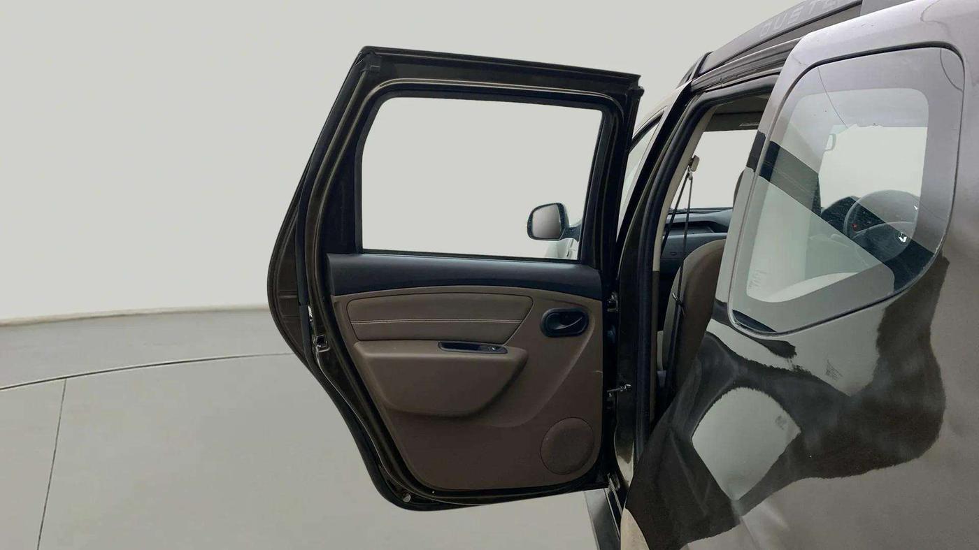 2019 Renault Duster 110 PS RXS 4X2 AMT DIESEL, Diesel, Automatic, 53,550 km, LHS Rear Door