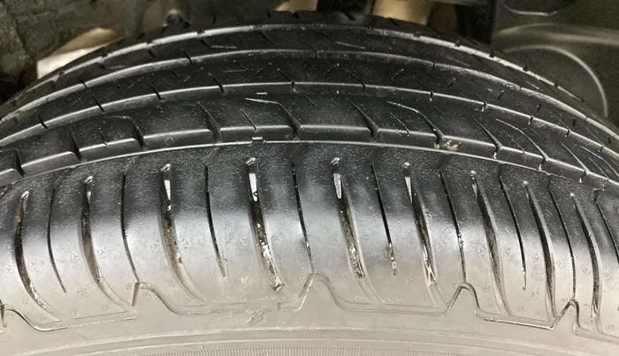 2019 Renault Duster 110 PS RXS 4X2 AMT DIESEL, Diesel, Automatic, 53,452 km, Left Rear Tyre Tread