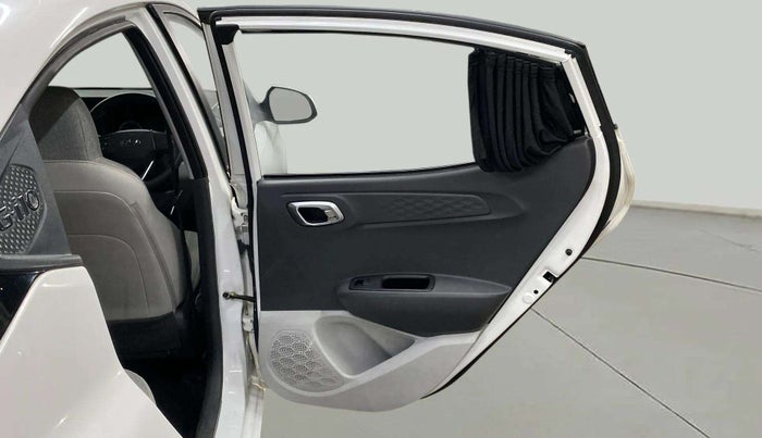 2022 Hyundai GRAND I10 NIOS SPORTZ 1.2 KAPPA VTVT CNG, CNG, Manual, 22,259 km, RHS Rear Door
