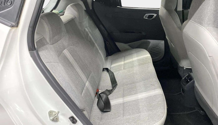 2022 Hyundai GRAND I10 NIOS SPORTZ 1.2 KAPPA VTVT CNG, CNG, Manual, 22,259 km, Right Side Rear Door Cabin