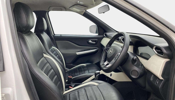 2022 Nissan MAGNITE XV TURBO CVT, Petrol, Automatic, 31,413 km, Right Side Front Door Cabin