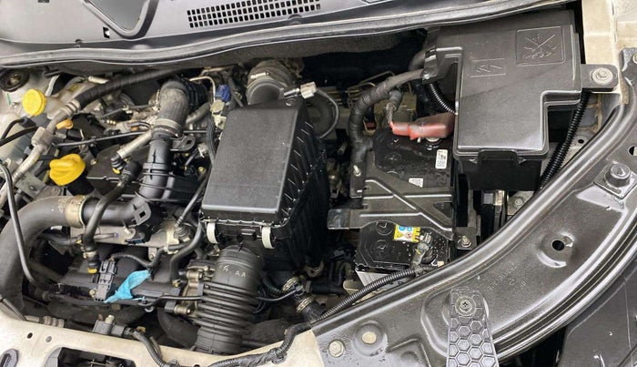 2022 Nissan MAGNITE XV TURBO CVT, Petrol, Automatic, 31,413 km, Engine View - Left