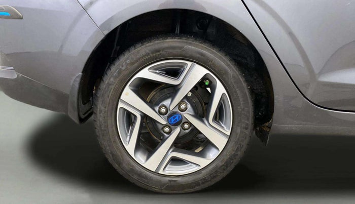 2024 Hyundai AURA SX 1.2 CNG, CNG, Manual, 18,810 km, Right Rear Wheel