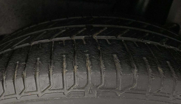 2018 Maruti Dzire ZXI PLUS AMT, Petrol, Automatic, 48,896 km, Left Rear Tyre Tread