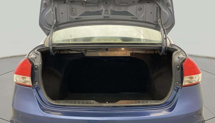 2017 Maruti Ciaz ALPHA 1.4 PETROL, Petrol, Manual, 51,000 km, Boot Inside