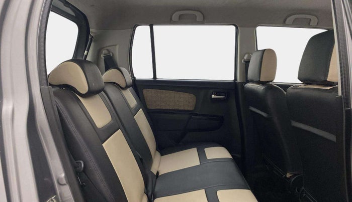 2017 Maruti Wagon R 1.0 VXI, Petrol, Manual, 34,933 km, Right Side Rear Door Cabin