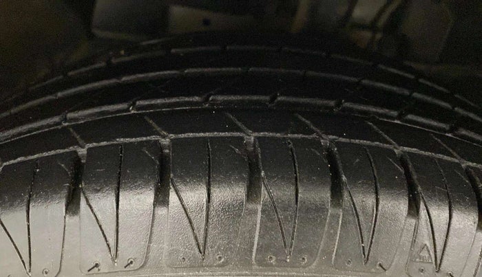 2019 Ford Ecosport TITANIUM + 1.5L PETROL, Petrol, Manual, 70,325 km, Left Front Tyre Tread