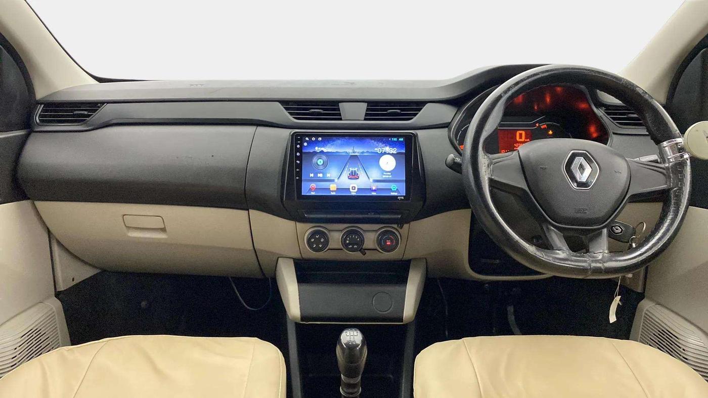 2020 Renault TRIBER RXE MT, Petrol, Manual, 42,730 km, Dashboard