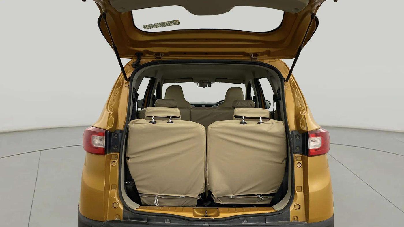 2020 Renault TRIBER RXE MT, Petrol, Manual, 42,730 km, Boot Open Zoomed View