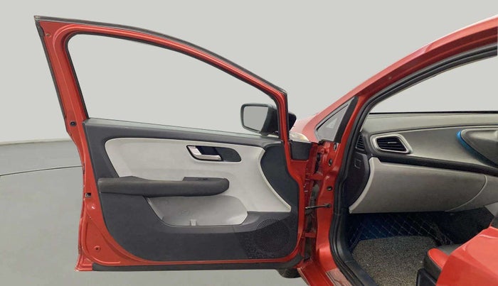 2020 Tata ALTROZ XZ PETROL, Petrol, Manual, 20,937 km, LHS Front Door