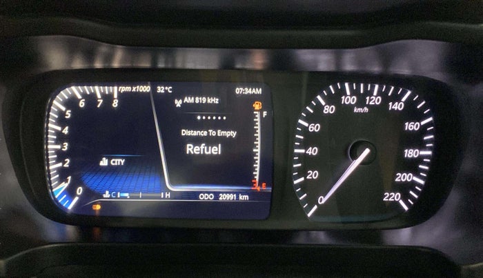 2020 Tata ALTROZ XZ PETROL, Petrol, Manual, 20,937 km, Odometer Image
