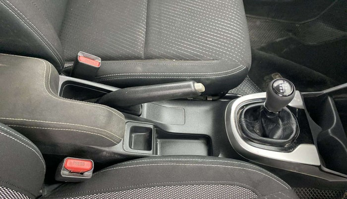2019 Honda WR-V 1.5L I-DTEC VX MT, Diesel, Manual, 98,928 km, Gear Lever
