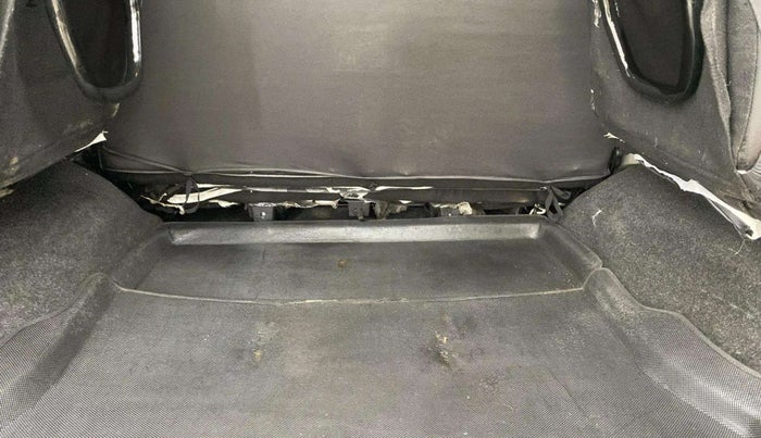 2019 Mahindra Scorpio S11 2WD, Diesel, Manual, 62,686 km, Boot Inside