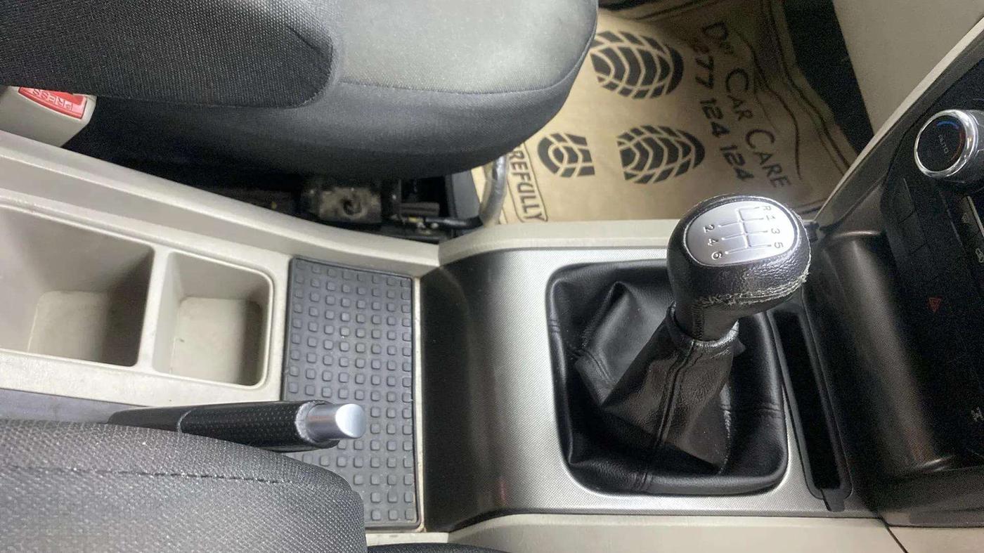 2019 Mahindra Scorpio S11 2WD, Diesel, Manual, 62,686 km, Gear Lever