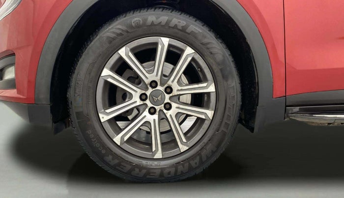 2021 Mahindra XUV700 AX 7 P AT 7 STR, Petrol, Automatic, 50,525 km, Left Front Wheel