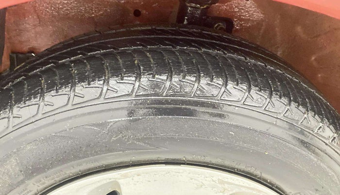 2016 Maruti Celerio VXI, Petrol, Manual, 21,510 km, Left Front Tyre Tread