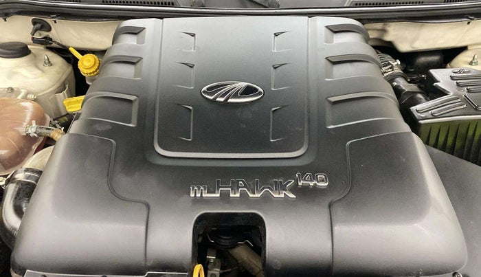 2017 Mahindra XUV500 W6, Diesel, Manual, 71,807 km, Engine View