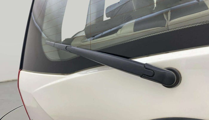 2017 Mahindra XUV500 W6, Diesel, Manual, 71,807 km, Rear Wiper