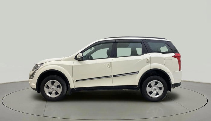 2017 Mahindra XUV500 W6, Diesel, Manual, 71,807 km, Left Side
