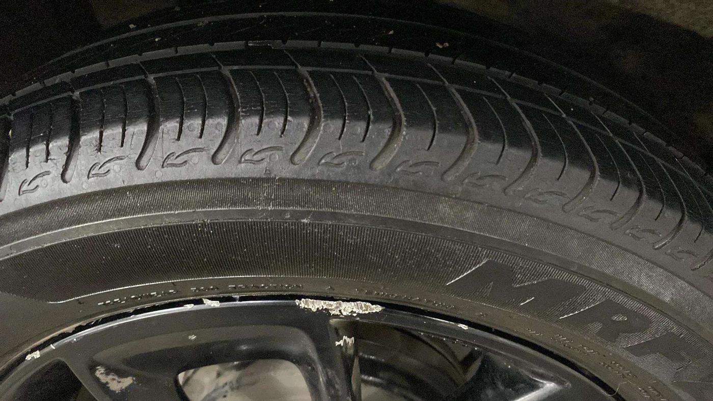 2019 Maruti IGNIS ALPHA 1.2 AMT, Petrol, Automatic, 51,380 km, Right Rear Tyre Tread
