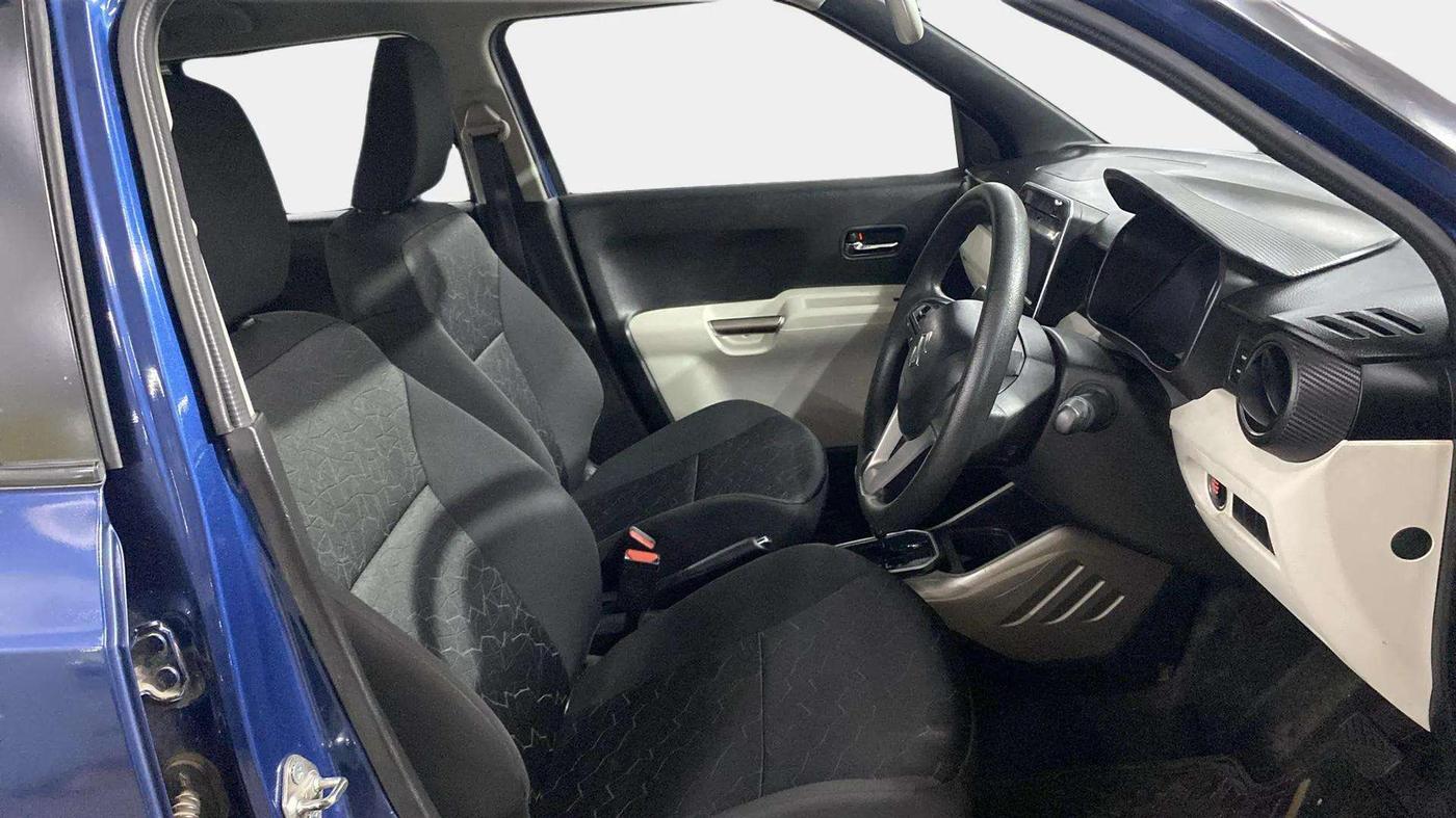 2019 Maruti IGNIS ALPHA 1.2 AMT, Petrol, Automatic, 51,380 km, Right Side Front Door Cabin