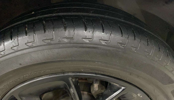 2019 Maruti IGNIS ALPHA 1.2 AMT, Petrol, Automatic, 51,012 km, Right Front Tyre Tread