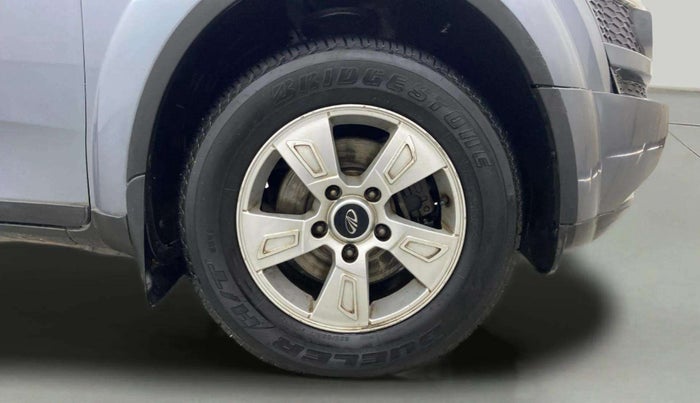 2013 Mahindra XUV500 W8 AWD, Diesel, Manual, 36,651 km, Right Front Wheel