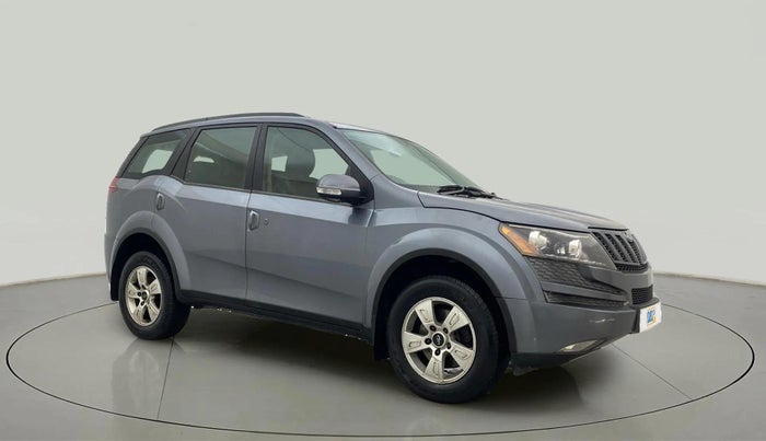 2013 Mahindra XUV500 W8 AWD, Diesel, Manual, 36,651 km, Right Front Diagonal