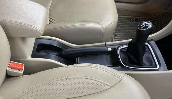 2020 Maruti Ciaz ALPHA 1.5 SHVS PETROL, Petrol, Manual, 47,686 km, Gear Lever