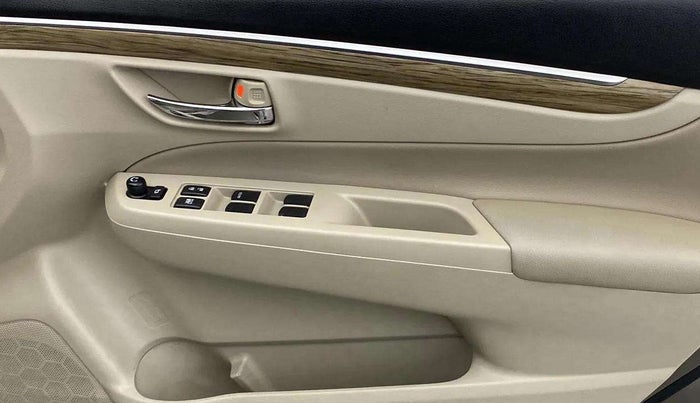 2020 Maruti Ciaz ALPHA 1.5 SHVS PETROL, Petrol, Manual, 47,686 km, Driver Side Door Panels Control