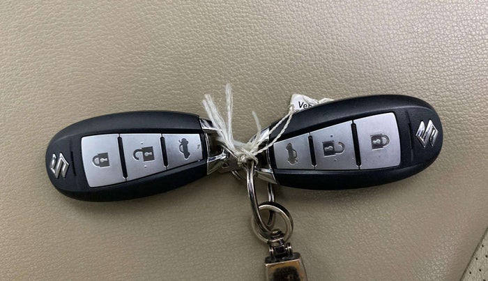 2020 Maruti Ciaz ALPHA 1.5 SHVS PETROL, Petrol, Manual, 47,686 km, Key Close Up