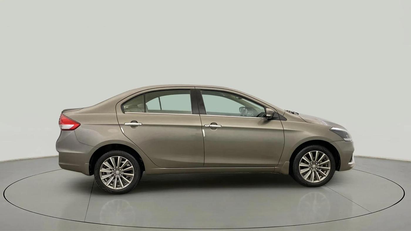 2020 Maruti Ciaz ALPHA 1.5 SHVS PETROL, Petrol, Manual, 47,686 km, Right Side View