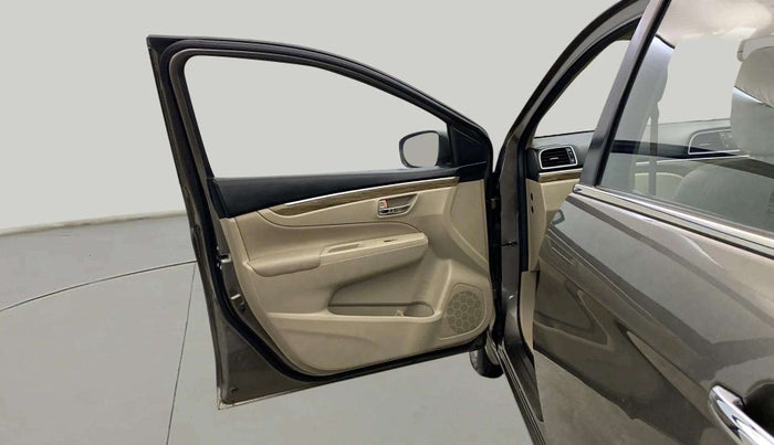 2020 Maruti Ciaz ALPHA 1.5 SHVS PETROL, Petrol, Manual, 47,686 km, LHS Front Door