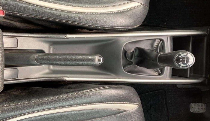 2016 Maruti Baleno ALPHA PETROL 1.2, Petrol, Manual, 70,874 km, Gear Lever