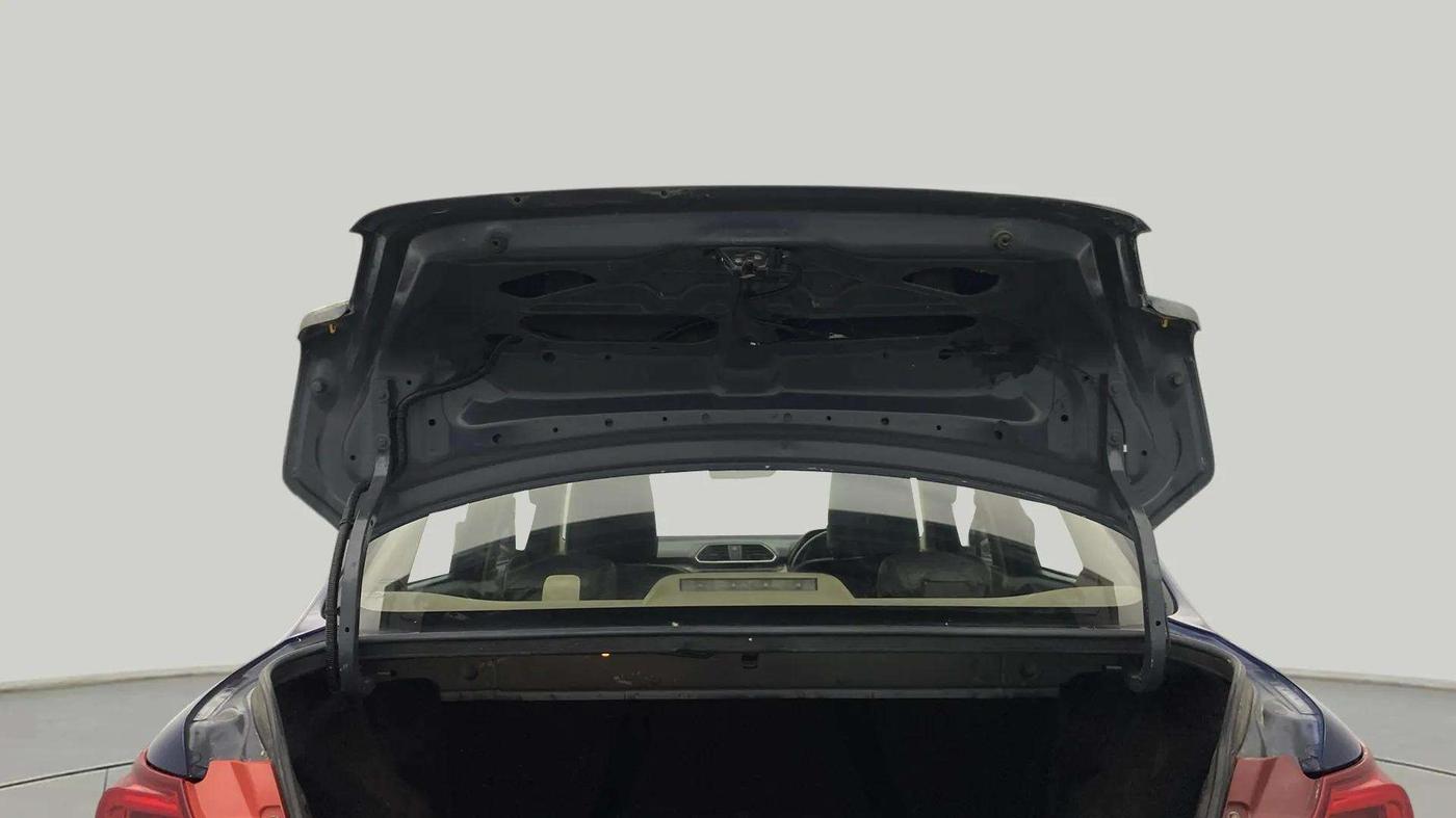 2021 Maruti Dzire VXI, Petrol, Manual, 83,359 km, Boot Door Open