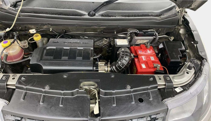 2016 Mahindra Kuv100 K2 PLUS 6 STR, Petrol, Manual, 33,497 km, Engine View - Left