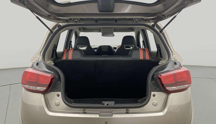 2016 Mahindra Kuv100 K2 PLUS 6 STR, Petrol, Manual, 33,497 km, Boot Inside