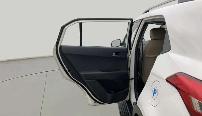 2016 Hyundai Creta SX PLUS AT 1.6 PETROL, Petrol, Automatic, 74,489 km, LHS Rear Door