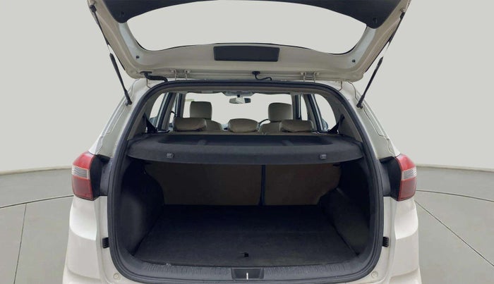 2016 Hyundai Creta SX PLUS AT 1.6 PETROL, Petrol, Automatic, 74,489 km, Boot Inside